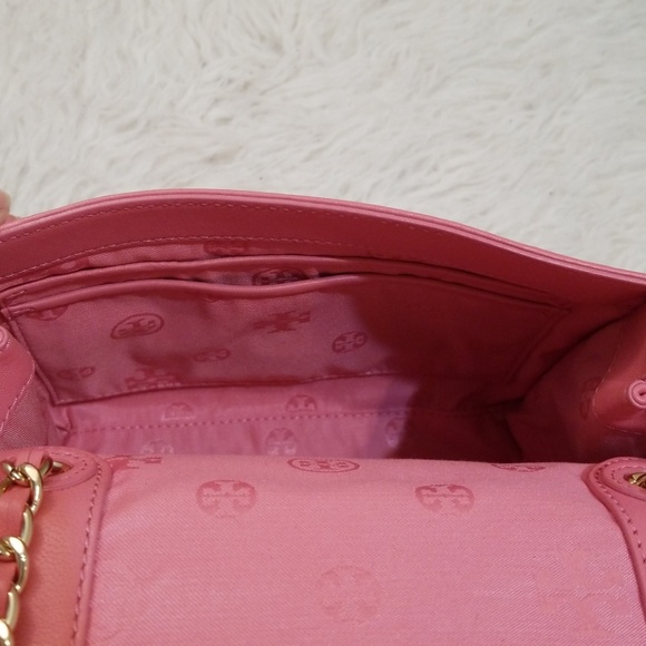 Tory Burch Bryant Convertible Shoulder Bag - Picture 4 of 8